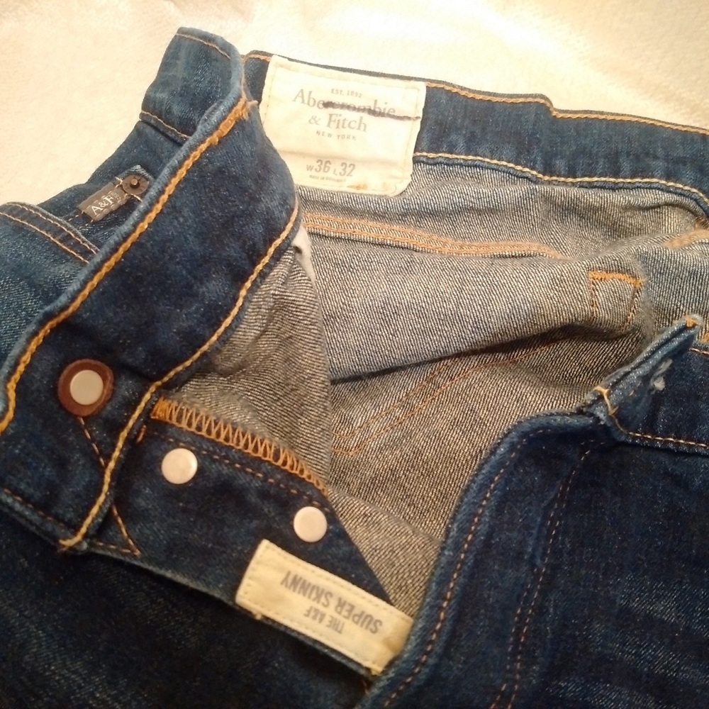 Men’s Abercrombie & Fitch Skinny Blue Jeans